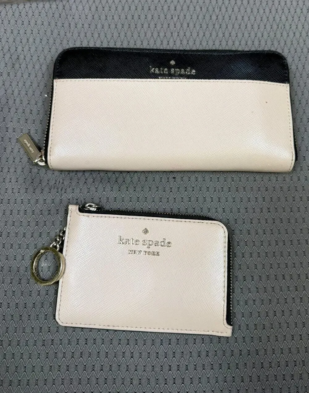 Kate Spade Wallet Womens One Size Beige Black Leather Zip Around Card Case